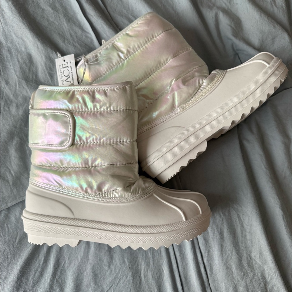 NWT The Children’s Place Iridescent Winter Boots